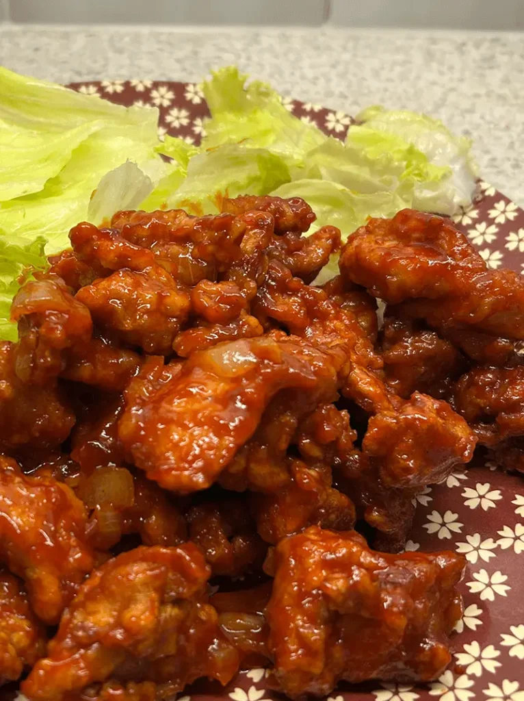 よみもの ミニ　イギリスで手料理「ヤンニョムチキン」 Yangnyeom Chicken 完成